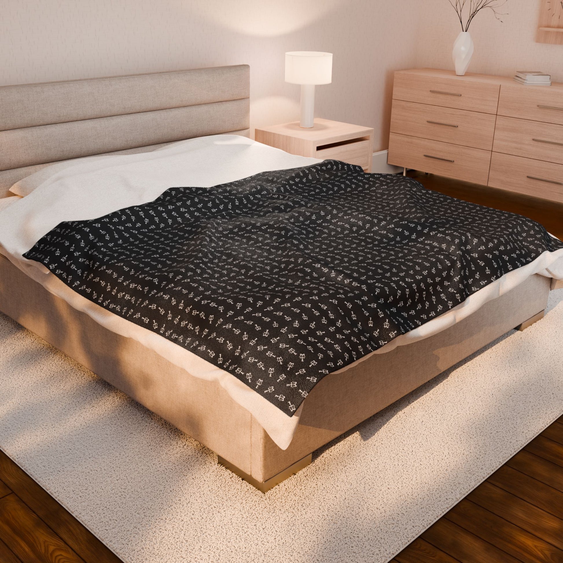Velveteen Plush Throw Blanket